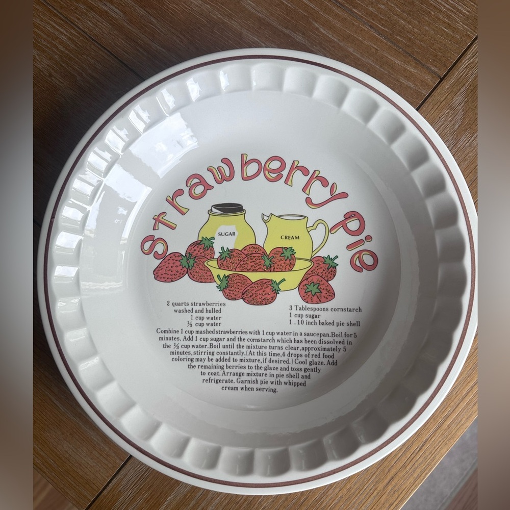 Vintage Sunnycraft Ceramic Pie Plate Strawberry Recipe